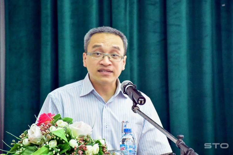 Thứ trưởng Bộ TT&TT Phan Tâm phát biểu tại Hội nghị tập huấn về số hóa truyền hình tại Sóc Trăng. Ảnh: theo báo Sóc Trăng.