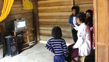 Dự án hỗ trợ đầu thu số cho hộ nghèo, cận nghèo sẽ mua 461.000 đầu thu số DVB-T2