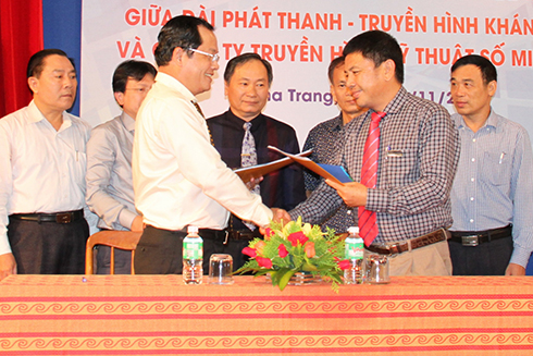 Lãnh đạo KTV và SDTV ký kết hợp tác