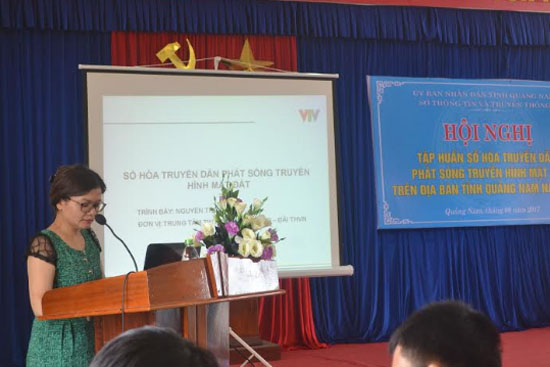 Đồng chí Phạm Thị Ngọc Quyên – Phó Giám đốc Thường trực Sở TT&TT Quảng Nam phát biểu tại lớp tập huấn